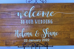 [H-WEDSIGN] Wooden Sign - Wedding name (With Name Decals)